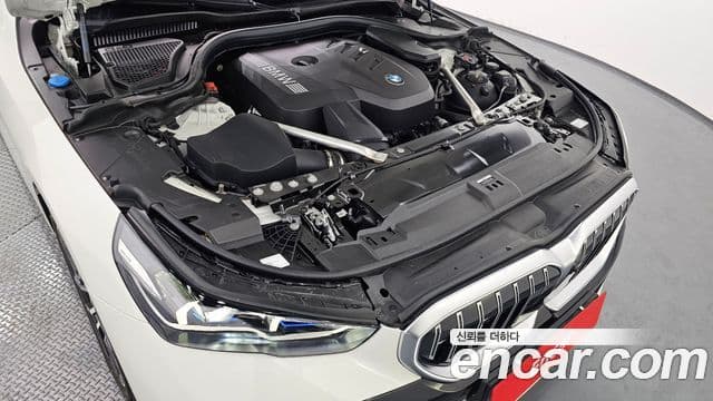 BMW 5 Series 2025 — фото 5 из 20
