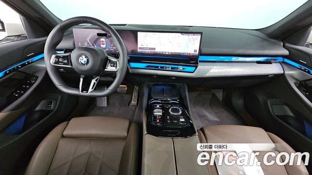 BMW 5 Series 2025 — ფოტო 10/20