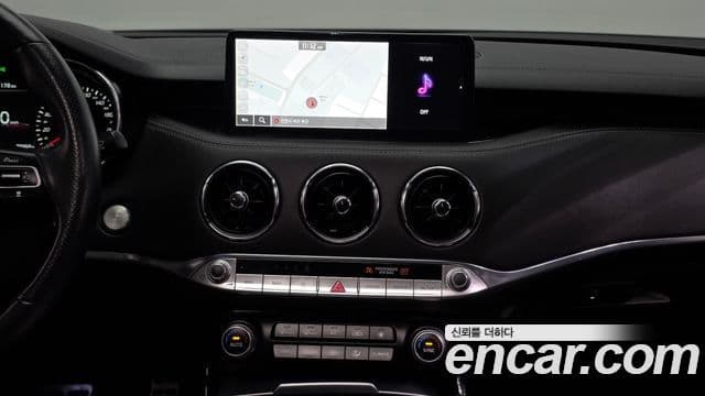 Kia Stinger 2020 — Şəkil 14/20