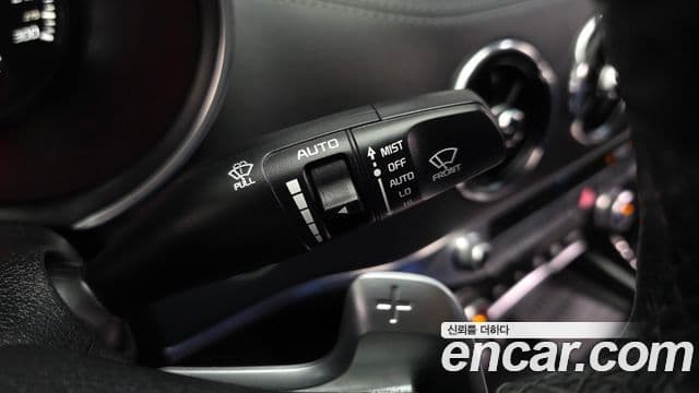 Kia Stinger 2020 — Şəkil 18/20
