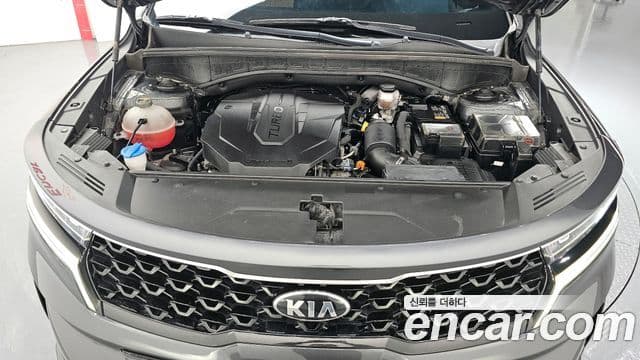 Kia Sorento 2021 — Фото 6/20