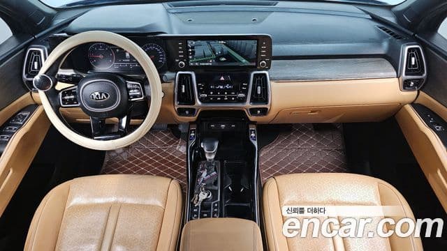Kia Sorento 2021 — Фото 7/20