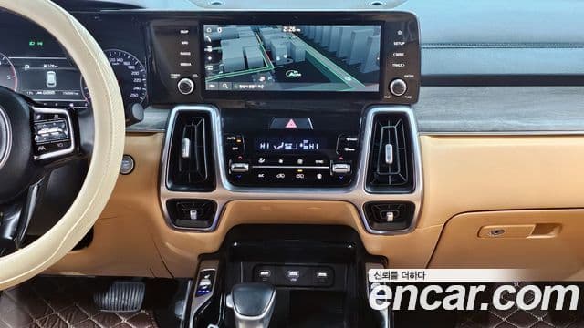 Kia Sorento 2021 — Фото 19/20