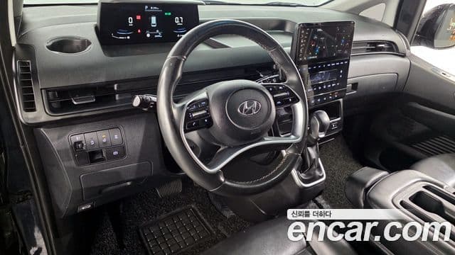 Hyundai Staria 2022 — ფოტო 7/20