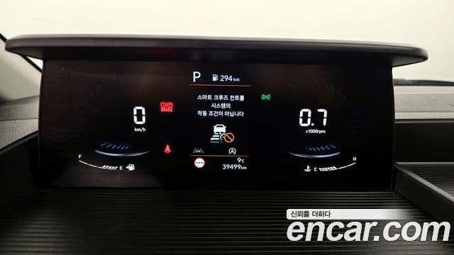 Hyundai Staria 2022 — ფოტო 8/20