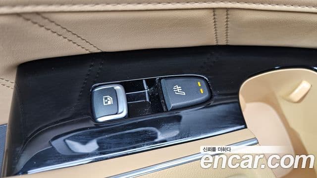 Kia Sorento 2021 — Фото 19/20