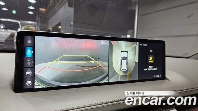 Genesis GV70 2021 — ფოტო 15/20