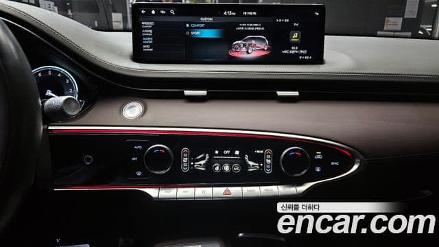 Genesis GV70 2021 — ფოტო 16/20