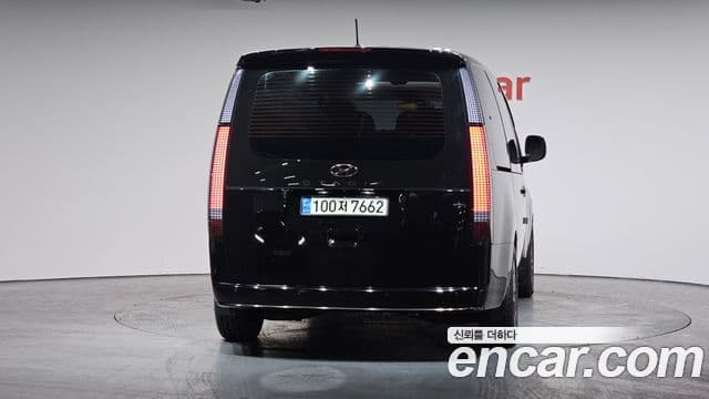 Hyundai Staria 2021 — ფოტო 4/20