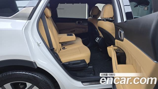 Kia Sorento 2021 — Şəkil 12/20