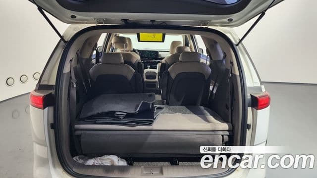 Kia Carnival 2021 — фото 20 из 20