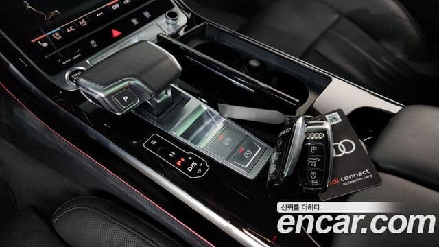 Audi A8 2021 — Фото 9/20