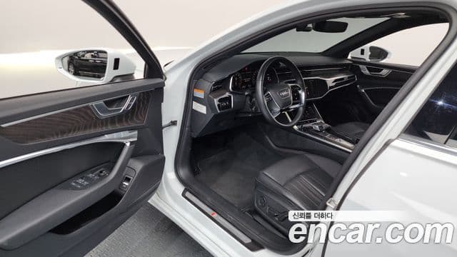 Audi A6 2022 — Şəkil 10/20