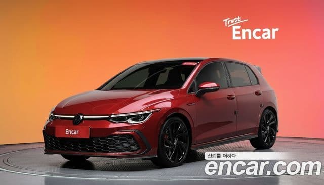 Volkswagen Golf, 2022