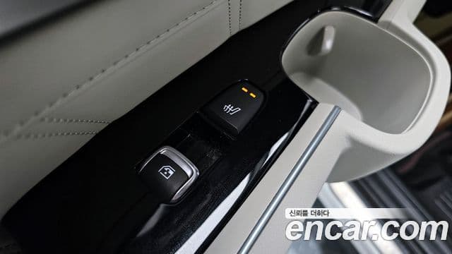 Kia Sorento 2024 — ფოტო 17/20
