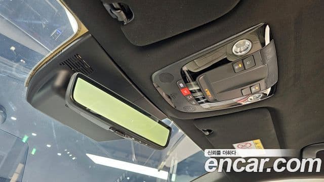 Kia Sorento 2024 — ფოტო 18/20