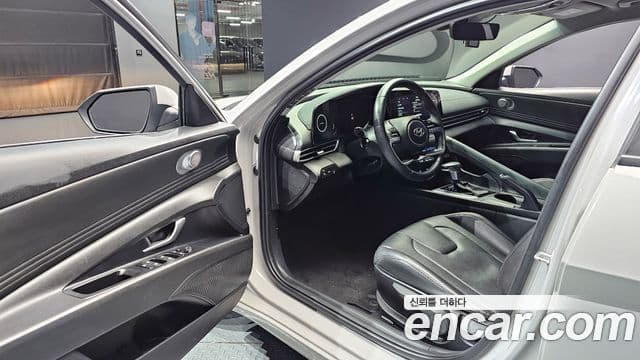 Hyundai Avante 2022 — ფოტო 11/20
