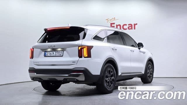 Kia Sorento 2024 — ფოტო 2/20