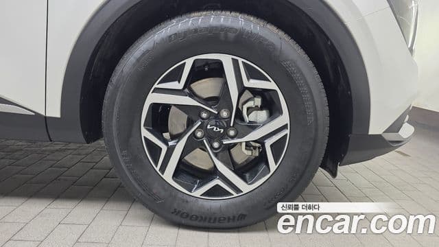 Kia Sportage 2023 — Şəkil 5/20
