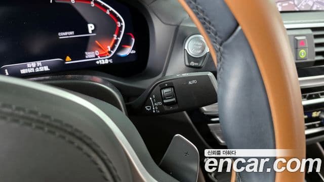 BMW X4 2021 — Şəkil 9/20