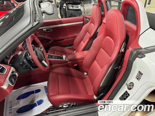 Porsche 718 Boxster 2022 — Photo 1/18