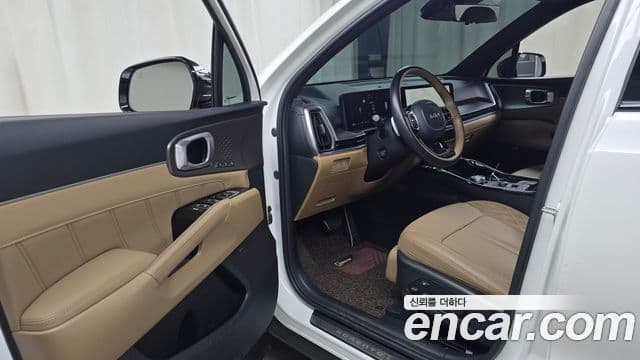 Kia Sorento 2023 — ფოტო 10/20