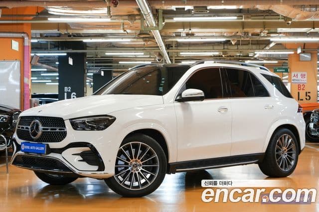 Mercedes-Benz GLE-Class 2025 — ფოტო 9/20