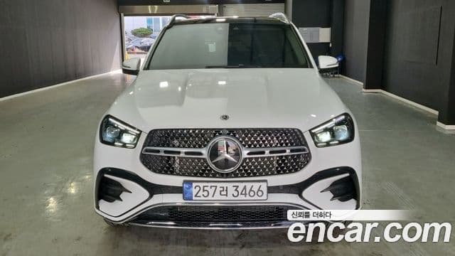 Mercedes-Benz GLE-Class 2024 — ფოტო 1/18