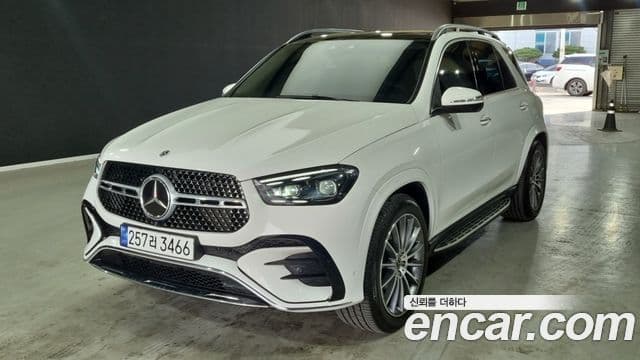 Mercedes-Benz GLE-Class 2024 — ფოტო 2/18