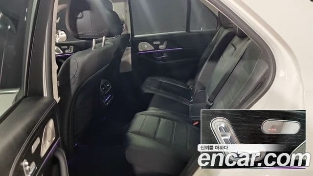 Mercedes-Benz GLE-Class 2024 — ფოტო 7/18