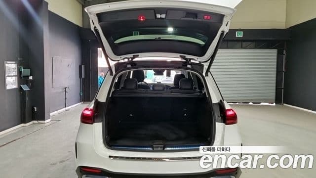 Mercedes-Benz GLE-Class 2024 — ფოტო 17/18