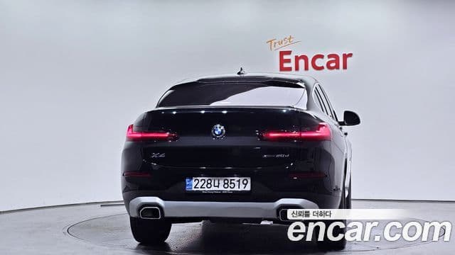 BMW X4 2021 — ფოტო 4/20