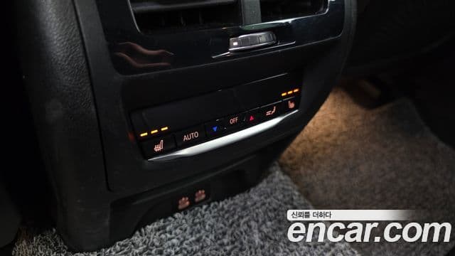 BMW X4 2021 — ფოტო 17/20