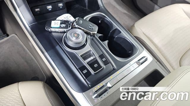 Kia Carnival 2020 — фото 9 из 20