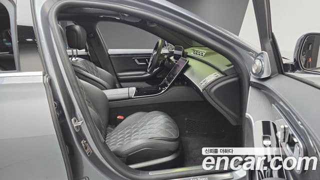 Mercedes-Benz S-Class 2023 — Şəkil 10/20