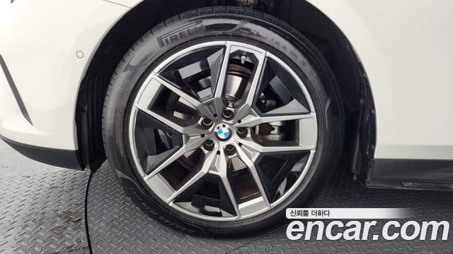 BMW 5 Series 2023 — фото 5 из 20