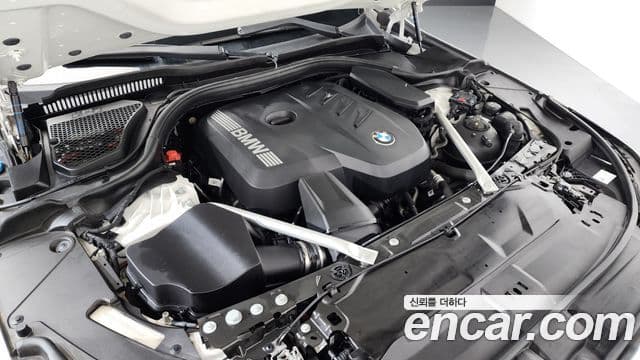 BMW 5 Series 2023 — ფოტო 6/20