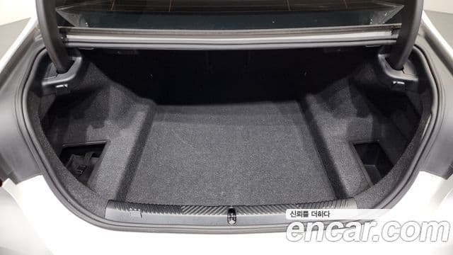 BMW 5 Series 2023 — ფოტო 20/20