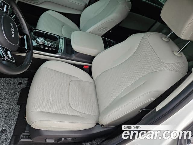 Kia Carnival 2022 — Фото 6/20