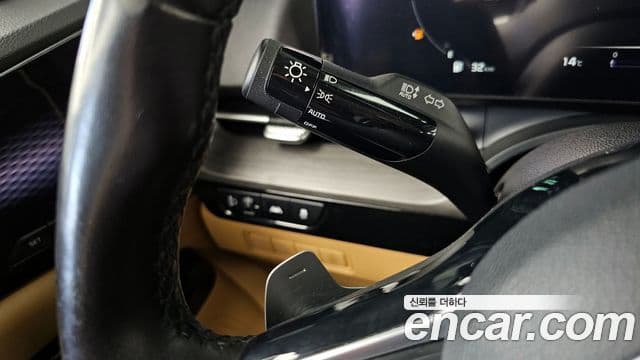 Kia Carnival 2020 — Şəkil 14/20