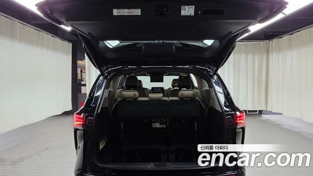 Toyota Sienna 2021 — ფოტო 4/20