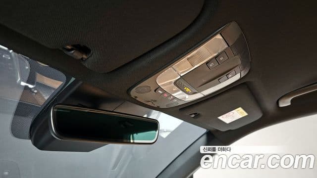 Kia Sorento 2021 — Şəkil 17/20