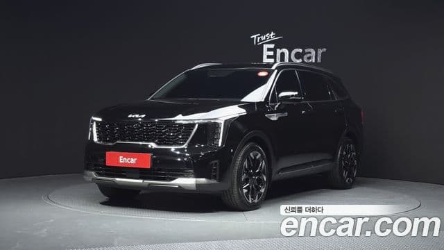 Kia Sorento 2023 — ფოტო 1/20