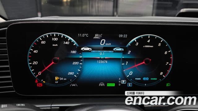 Mercedes-Benz GLE-Class 2022 — Şəkil 8/20