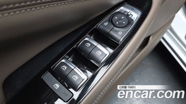 Kia K8 2022 — ფოტო 18/20