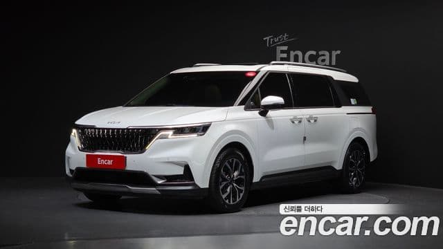 Kia Carnival 2022 — ფოტო 1/20