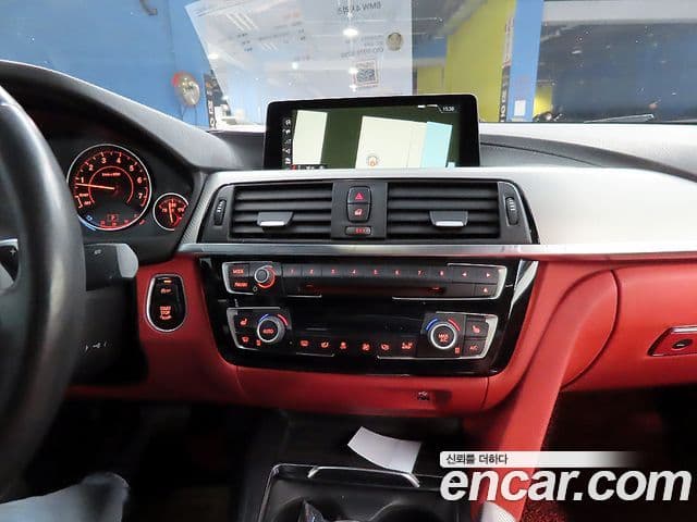 BMW 4 Series 2018 — Şəkil 16/20