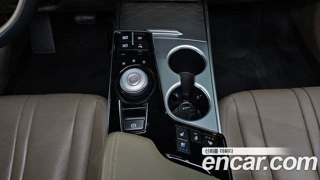 Kia K8 2023 — Şəkil 9/20