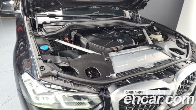 BMW X4 2022 — ფოტო 5/20