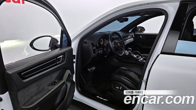Porsche Cayenne 2023 — Şəkil 10/20